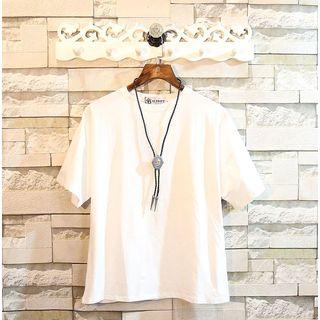 Set: Short-sleeve T-shirt + Sleeveless Top