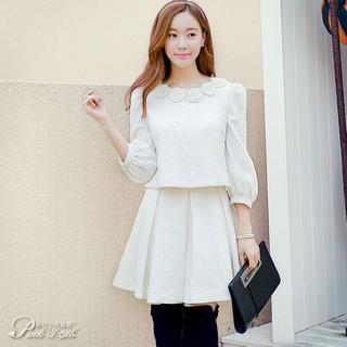 Long-sleeve Flower-accent Blouse