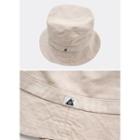 Label-patched Bucket Hat