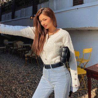 Round-neck Boucle Knit Cardigan