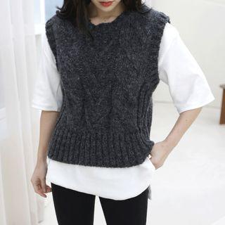 Round Neck Cable-sweater Vest