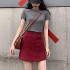Short-sleeve T-shirt / Denim Mini Skirt