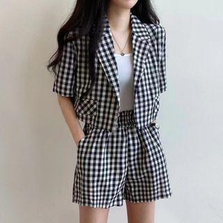 Set: Short Sleeve Plaid Blazer + Wide Leg Shorts