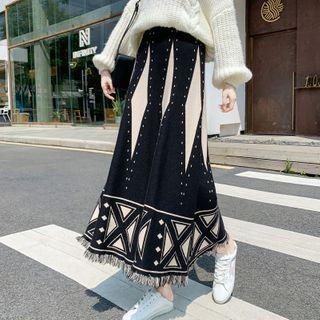 Tasseled Geometric Print Midi Knit Skirt