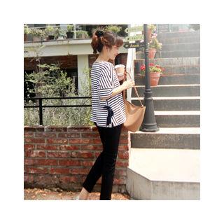 Tie-side Striped T-shirt