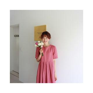 Short-sleeve Pleated Linen Dress