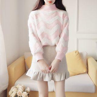 Wavy Print Sweater / Mini Sheath Skirt / Set