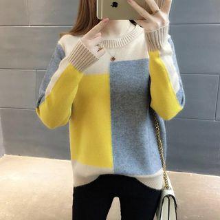 Color-panel Sweater