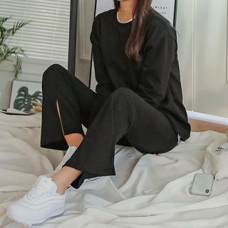 Set: Round-neck T-shirt + Slit-hem Boot-cut Pants