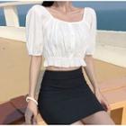 Short-sleeve Square Neck Crop Top