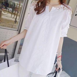 Lace Panel Short-sleeve Notched Neck Top