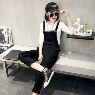 Set: Long-sleeve Lettering T-shirt + Cropped Jumper Pants