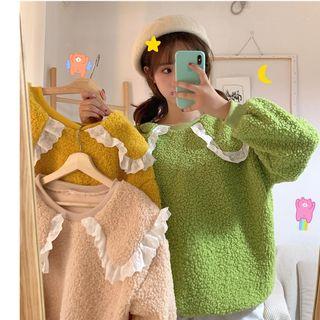 Faux Shearling Collared Sweatshirt