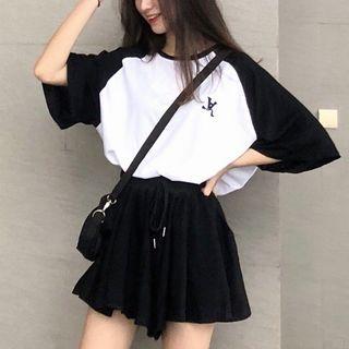 Set: Elbow-sleeve Raglan T-shirt + Wide-leg Sweatshorts