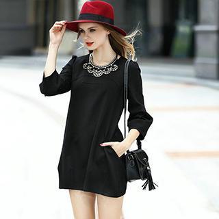Long-sleeve Dress With Necklace