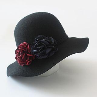 Rosette Fleece Bucket Hat