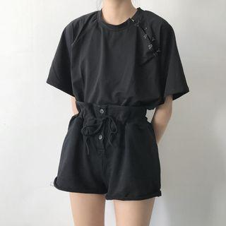 Elbow Sleeve T-shirt / Shorts