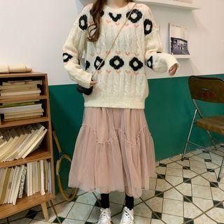 Oversize Flower Printed Cable Knit Sweater / High-waist Mesh Layered Skirt