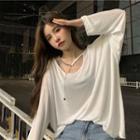 Asymmetrical Cold-shoulder Chained T-shirt