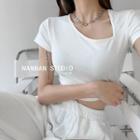 Asymmetric Short-sleeve Skinny Crop T-shirt
