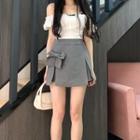 Off-shoulder T-shirt / Bow A-line Skirt