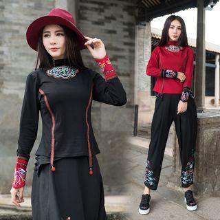 Long-sleeve Mock Collar Embroidery Top
