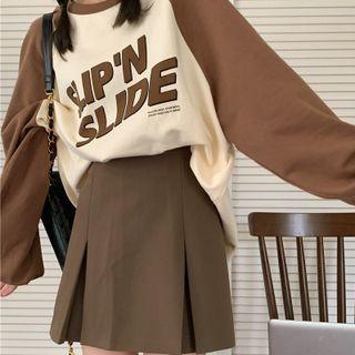 Lettering Print Raglan Sweatshirt / Mini A-line Skirt
