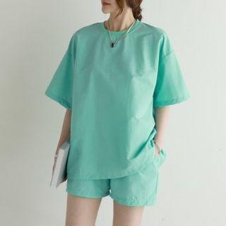 Set: Drawstring-hem T-shirt + Shorts