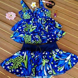 Set: Printed Layered Tankini Top + Swim Skirt