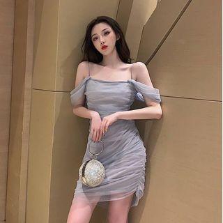 Off-shoulder Ruffled Slim Fit Dress