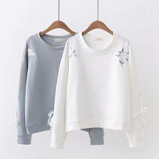 Embroidered Loose Top