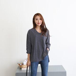 V-neck Striped Dip-back Top