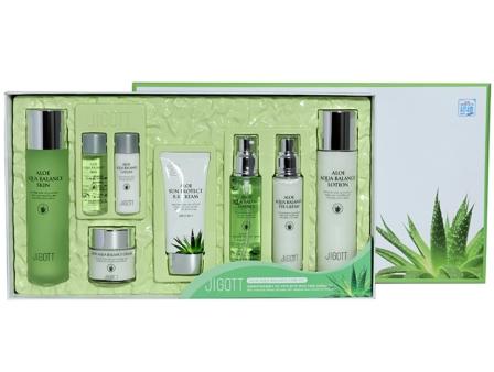 Jigott - Aloe Aqua Balance Skin Care Set 6: Lotion 150ml + Lotion 30ml + Toner 150ml + Toner 30ml + Cream 50ml + Essence 50ml + Eye Cream 50ml + Bb Cream 50ml 8 Pcs