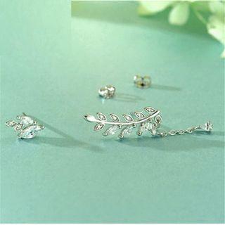 Leaf Asymmetrical Sterling Silver Earring 1 Pair - Asymmetric - Silver - One Size