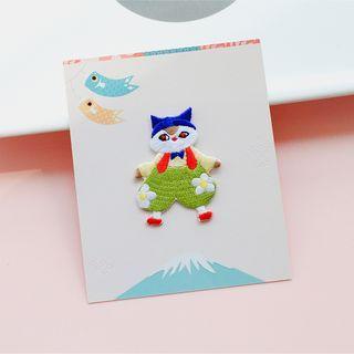 Cat Embroidered Patch / Brooch