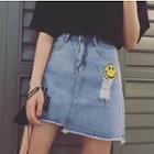 Smiley Fray Denim Skirt