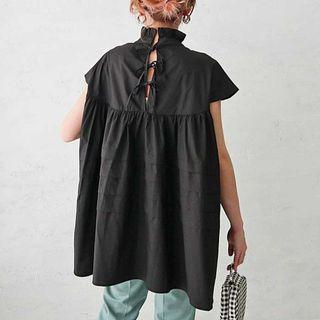 Short-sleeve Mock-neck Oversized Blouse
