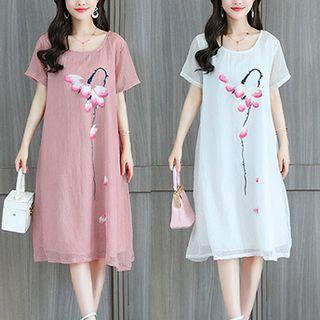 Short-sleeve Flower Embroidered Linen Dress