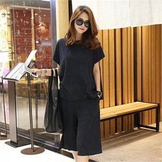 Set: A-line T-shirt + Cropped Wide-leg Pants