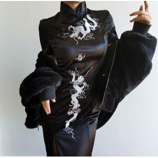 Embroidered Short-sleeve Slim-fit Qipao Dress