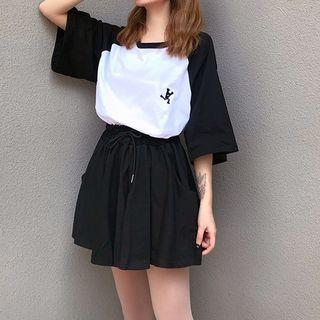 Set: Elbow-sleeve Raglan T-shirt + Wide-leg Shorts