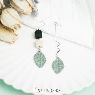 Non-matching Faux Pearl Leaf & Bead Dangle Earring