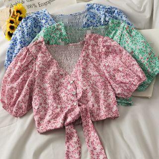 Tie-hem Floral V-neck Crop Shirt