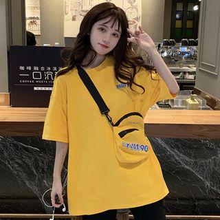 Lettering Short-sleeve T-shirt / Fanny Pack