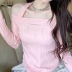 Plain Halter-neck Off-shoulder Top