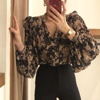 Lantern-sleeve Floral Pleated Blouse