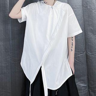 Front-slit Short-sleeve T-shirt