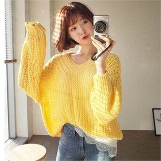 V-neck Loose-fit Chunky Sweater
