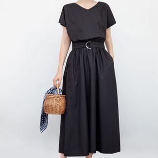 Short-sleeve V-neck Maxi Smock Dress