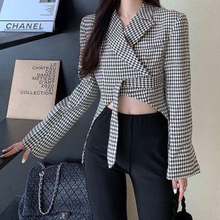 Houndstooth Cropped Cinch-waist Blazer
